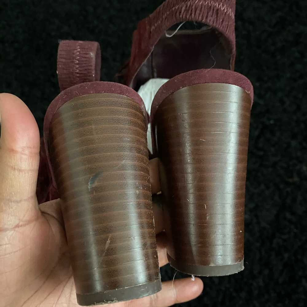 Shoes - Picture 6 of 6